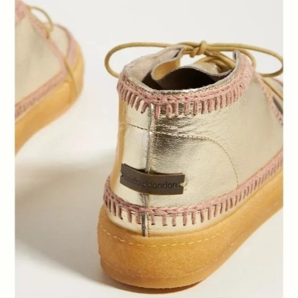 NWT Laidback London Crochet-Accented Booties Gold Anthropologie sz 6 Womens Boot - Picture 3 of 12